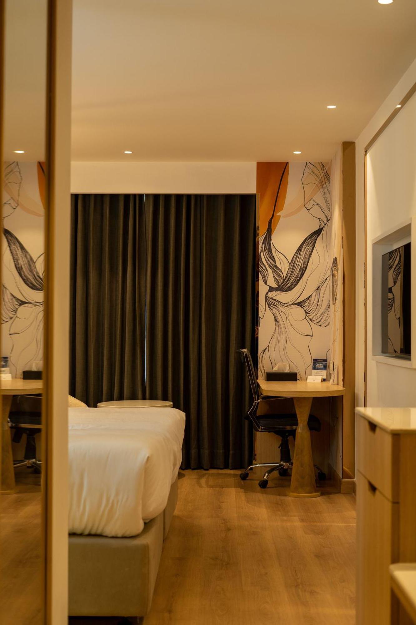 Best Western Ah1 אמריצר מראה חיצוני תמונה