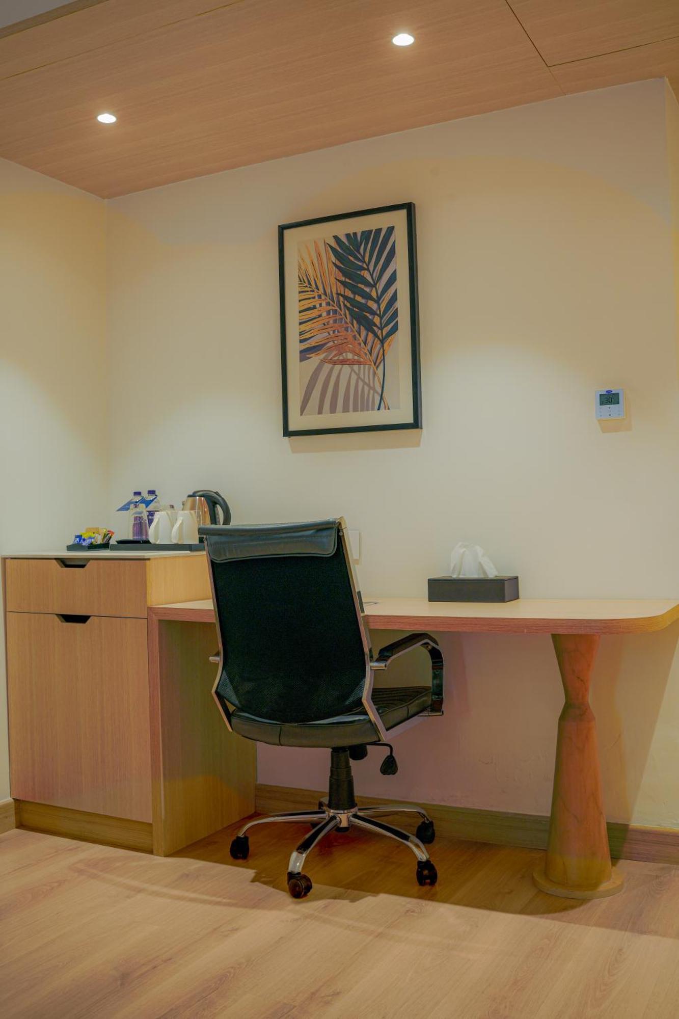Best Western Ah1 אמריצר מראה חיצוני תמונה